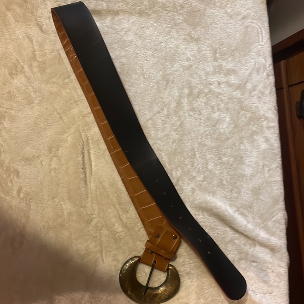 Belt - Picture 2 of 5